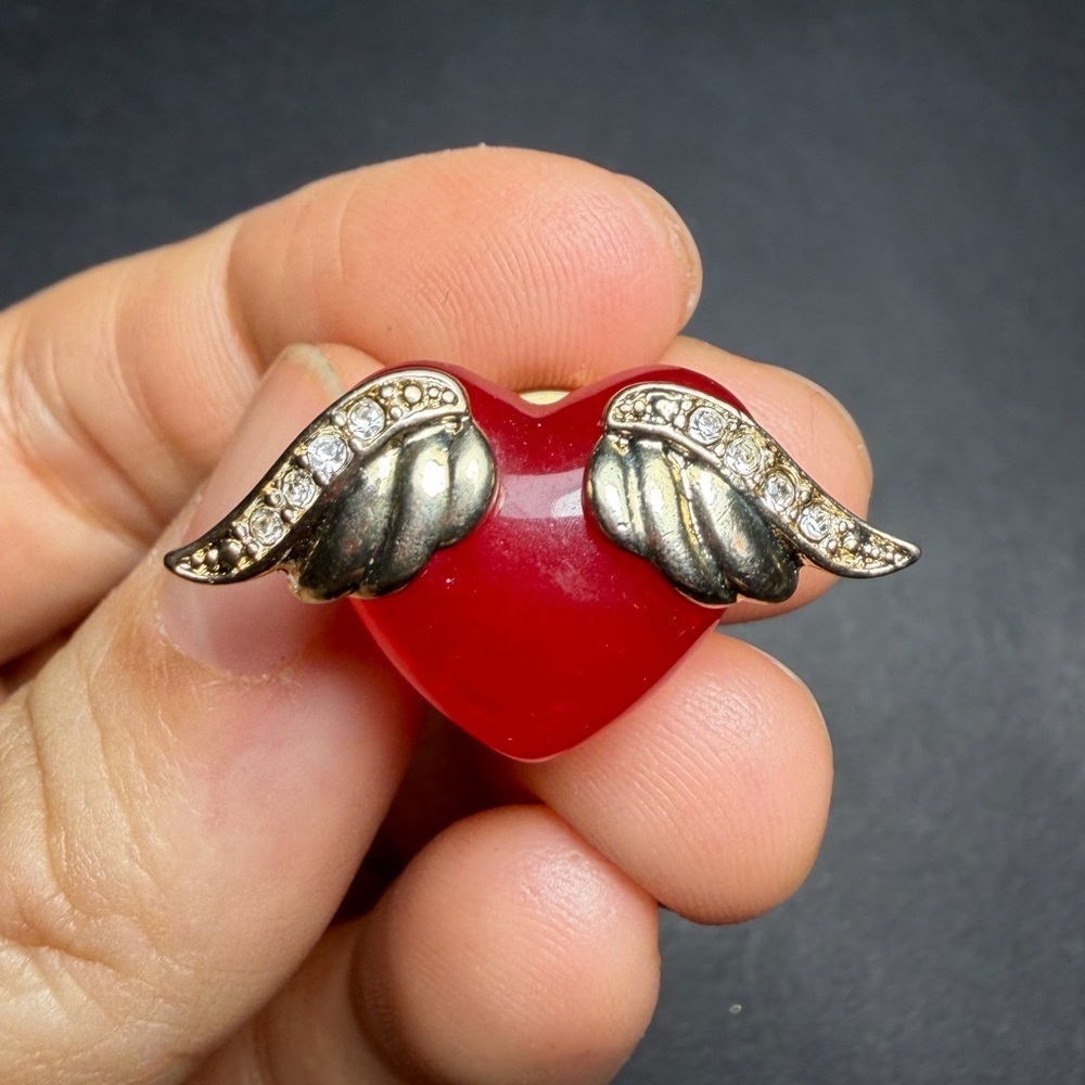Avon "Hearts A Flutter" Tac Pin - Gold Tone & Rhinestones